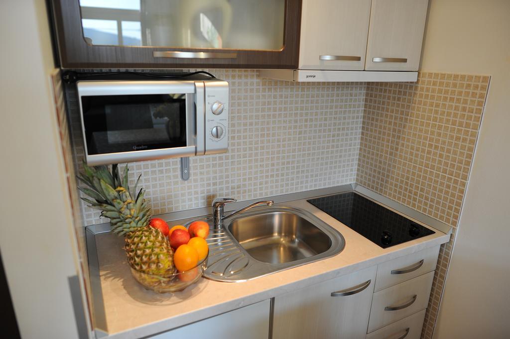Apartments&Rooms Jelavic Сегет Враница Екстериор снимка
