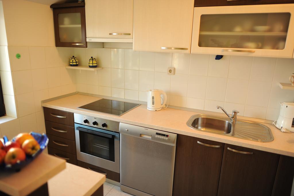 Apartments&Rooms Jelavic Сегет Враница Екстериор снимка