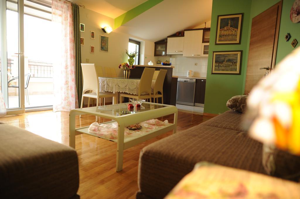 Apartments&Rooms Jelavic Сегет Враница Екстериор снимка